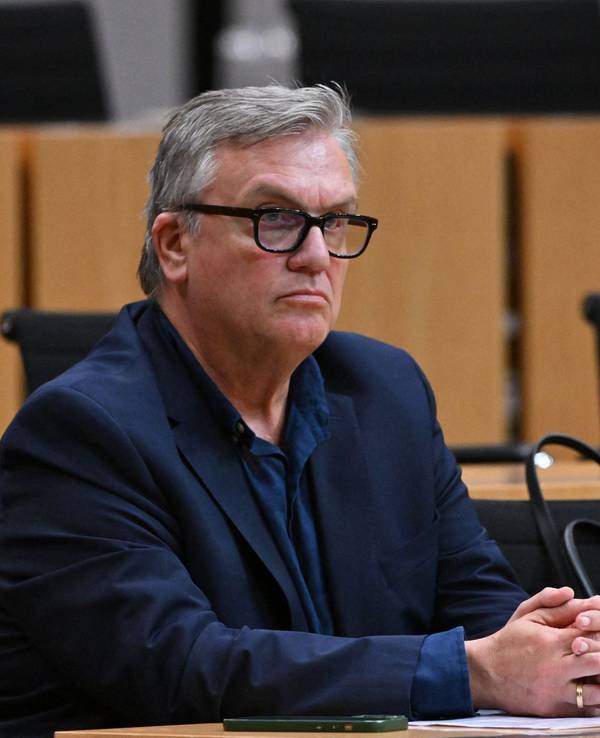 Anhörung zu einem Parteiverbotsverfahren gegen die AfD