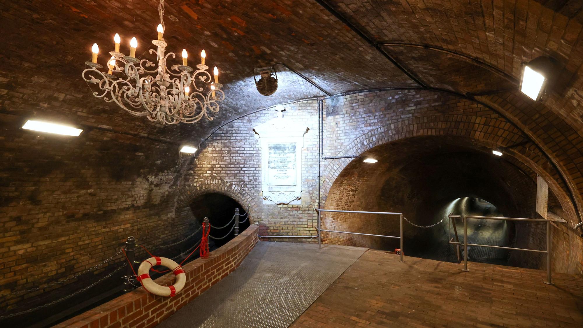 Blick in den Kronleuchtersaal