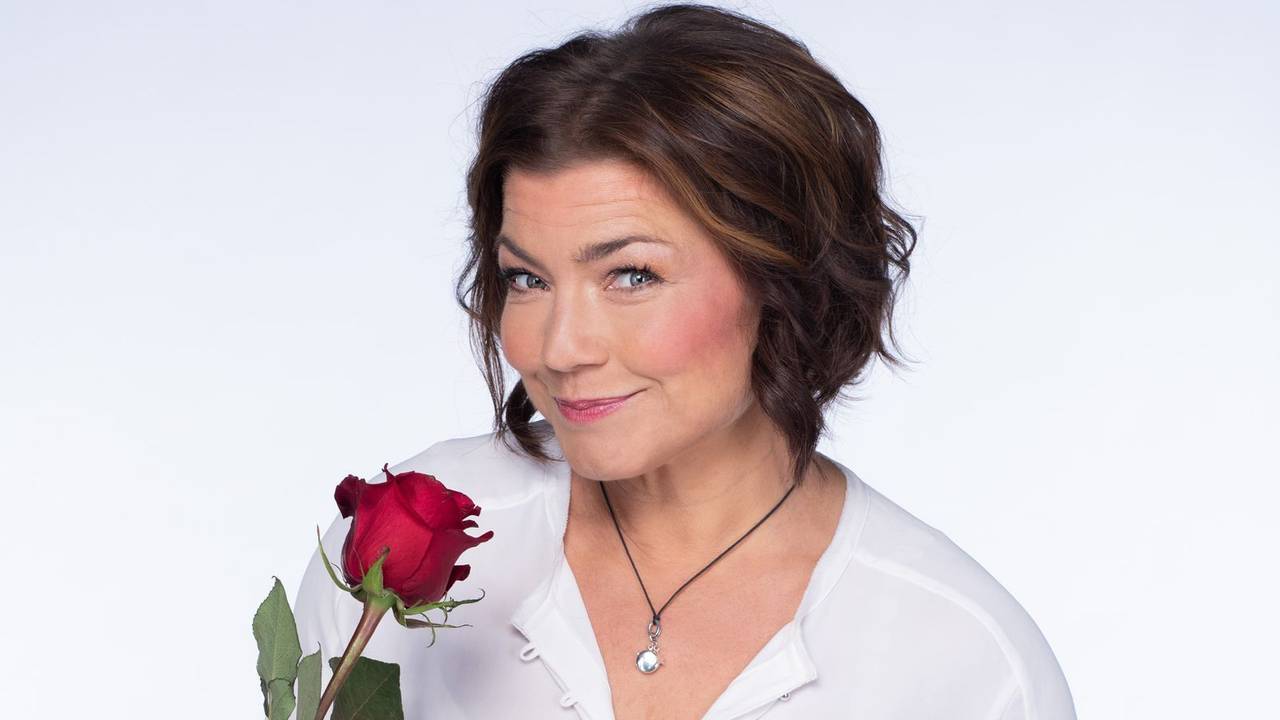 Claudia Schmutzlers Figur in „Rote Rosen“ hat bereits vor einigen Jahren geheiratet - jetzt hatte die Schauspielerin ihre ganz eigene Hochzeit. (Bild: ARD / Thorsten Jander)