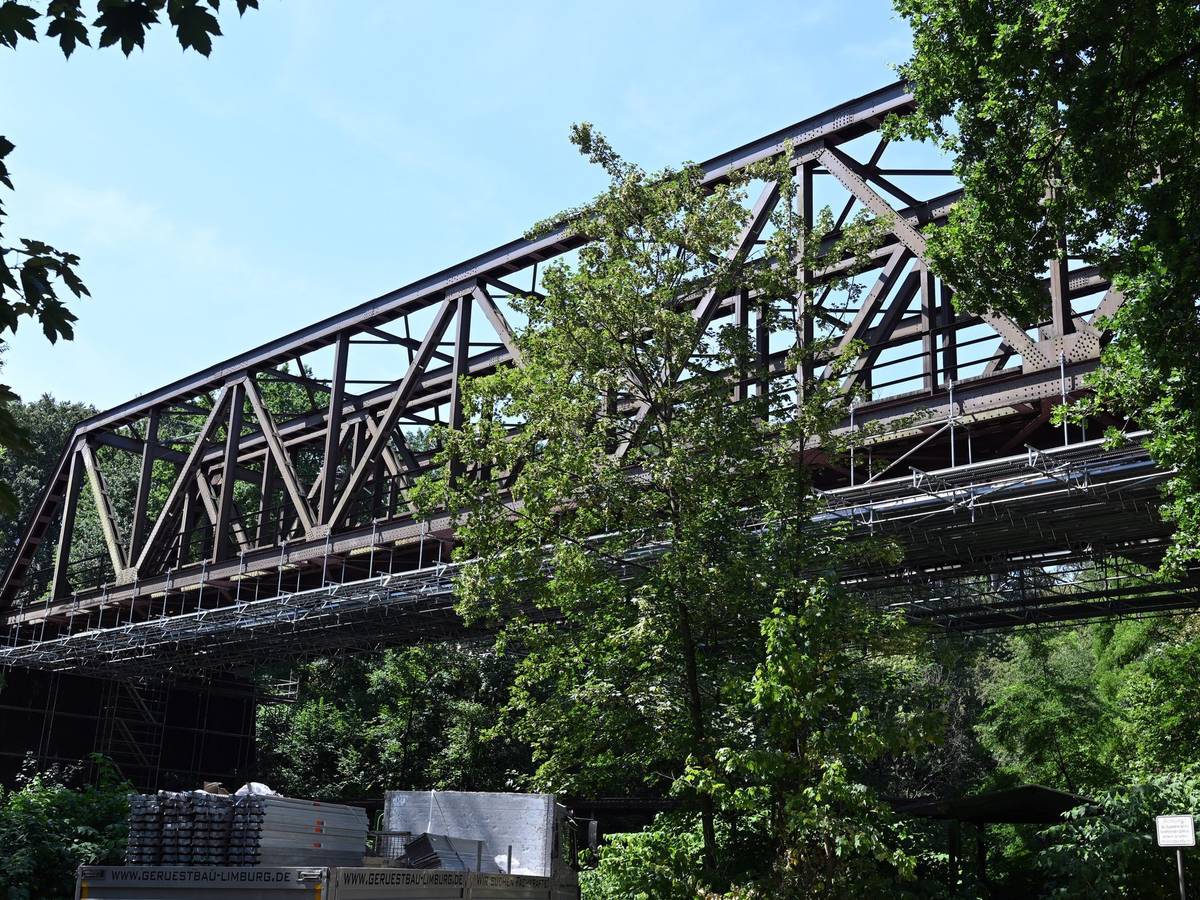 Bahnbrücke über die Wupper