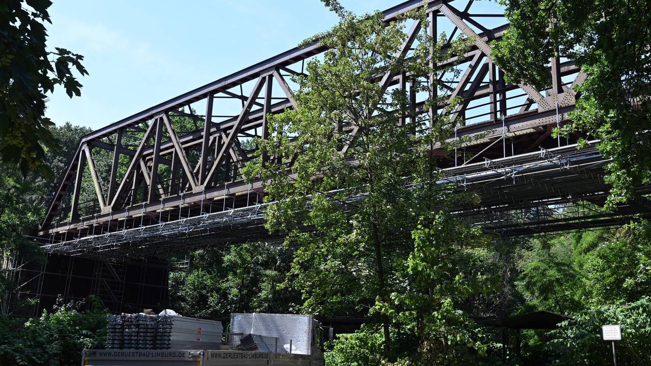 Bahnbrücke über die Wupper