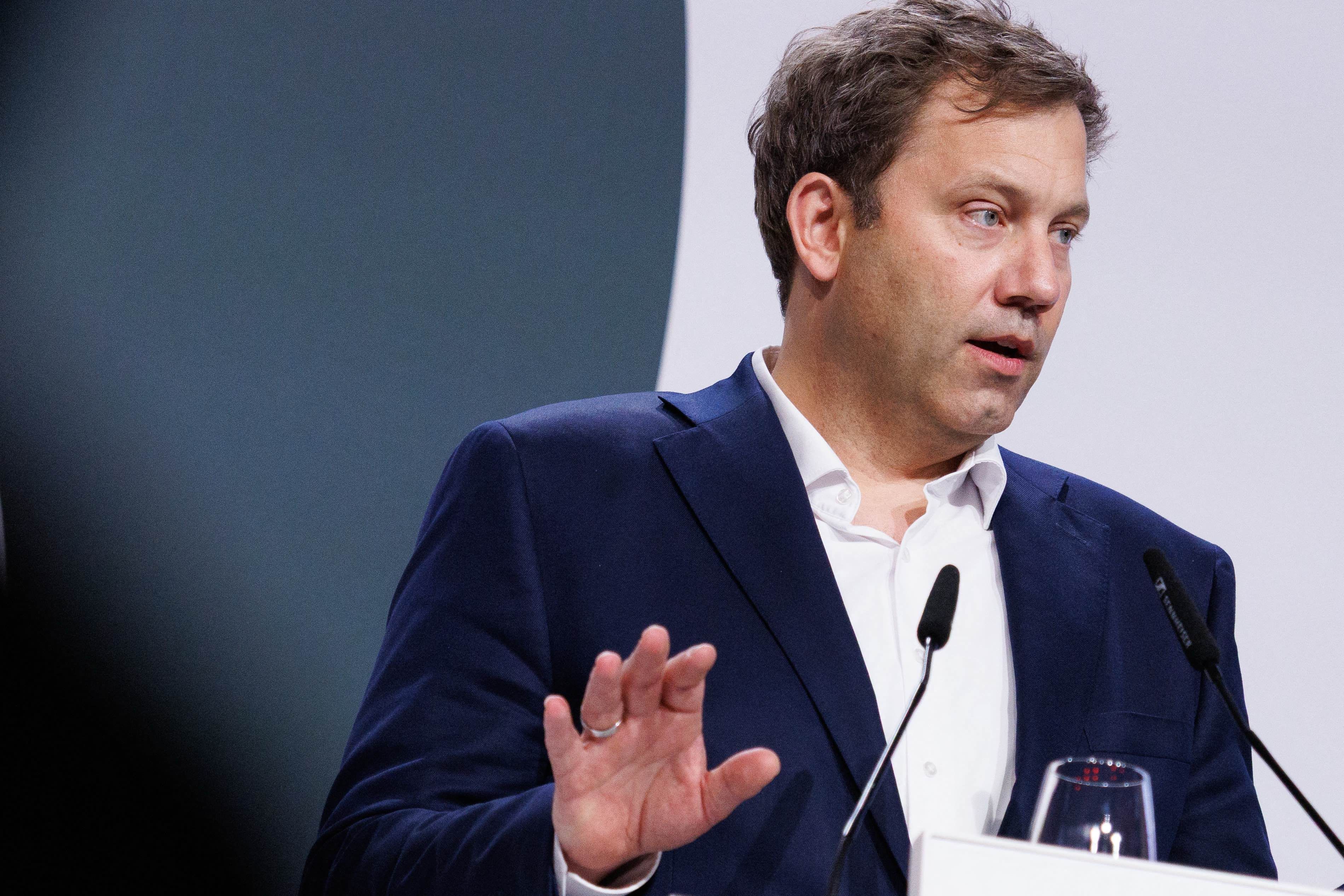 Lars Klingbeil (SPD), Bundesminister der Finanzen, spricht bei der Veranstaltung zur Vorstellung Jahresbilanz der Initiative Made for Germany.
