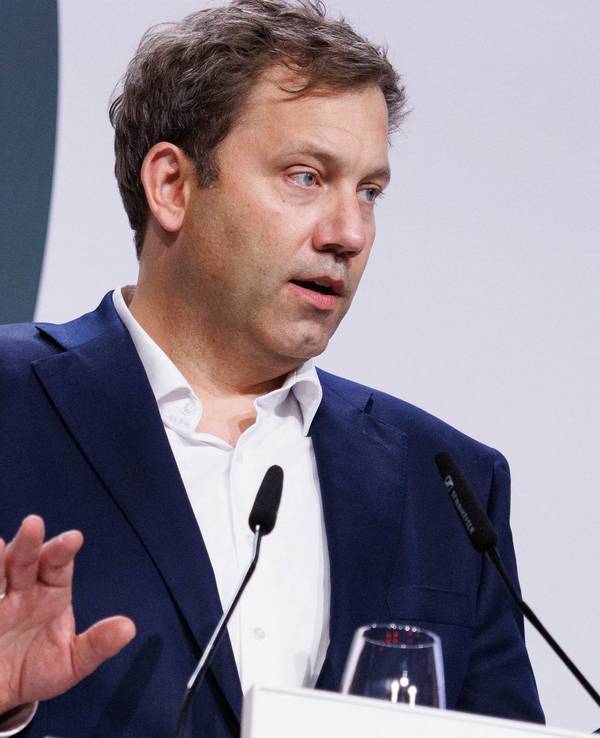 Lars Klingbeil (SPD), Bundesminister der Finanzen, spricht bei der Veranstaltung zur Vorstellung Jahresbilanz der Initiative Made for Germany.