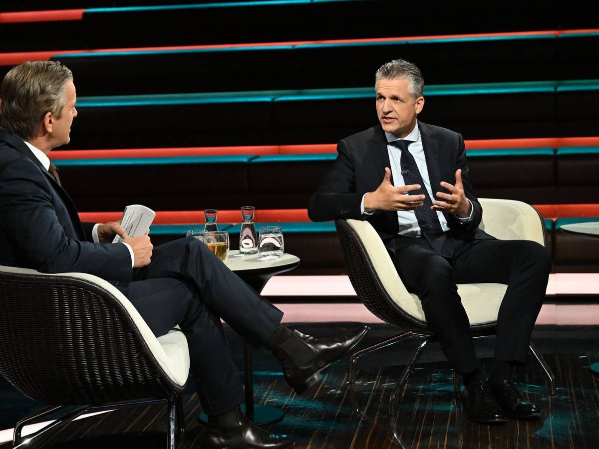 ZDF-Moderator Markus Lanz lockte CDU-Politiker Thorsten Frei aus der Reserve, als es um die politische Zukunft von Friedrich Merz und Jens Spahn ging. (Bild: ZDF / Markus Hertrich)