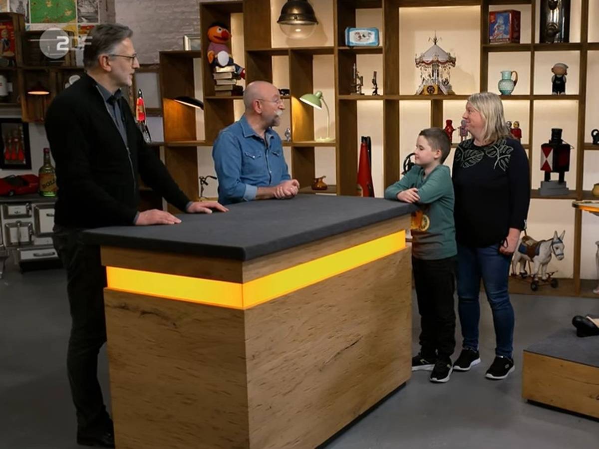 Disney-Freunde kamen in der Donnerstagsausgabe von „Bares für Rares“ auf ihre Kosten. (Bild: ZDF)