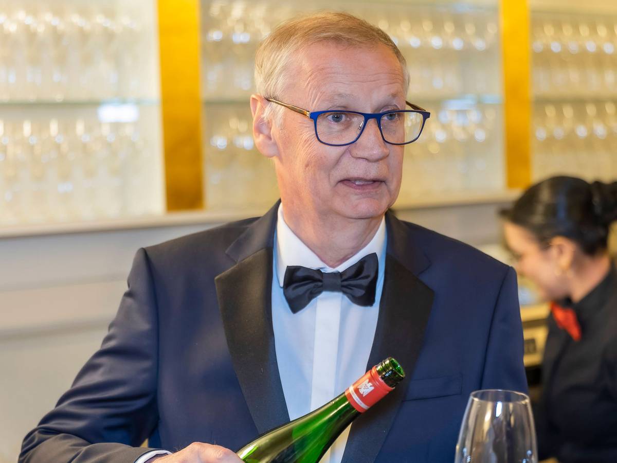 Günther Jauch im Anzug