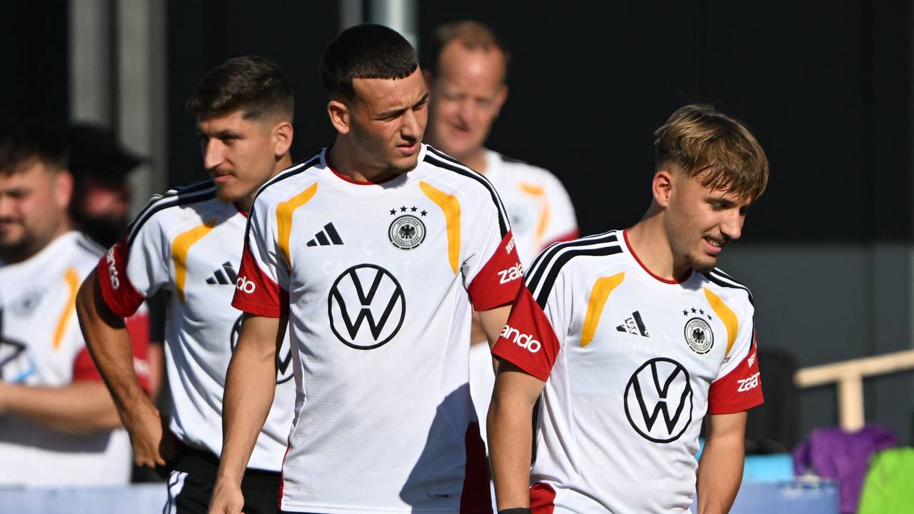 Said El Mala und Lennart Karl beim DFB-Training.