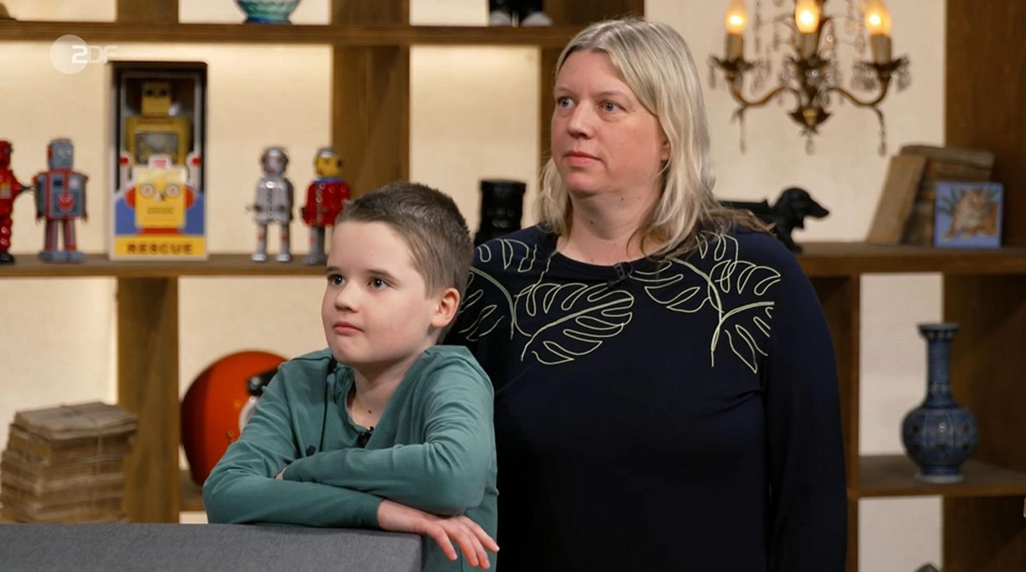 Yvonne hatte die Figuren von ihrem verstorbenen Ex-Mann. (Bild: ZDF)