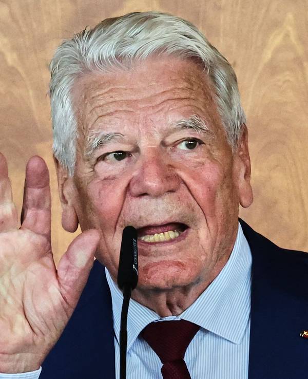 Altbundespräsident Joachim Gauck spricht auf einer Konferenz in Rostock. (Archivbild)achim Gauck, früherer Bundespräsident, spricht auf einer Konferenz
