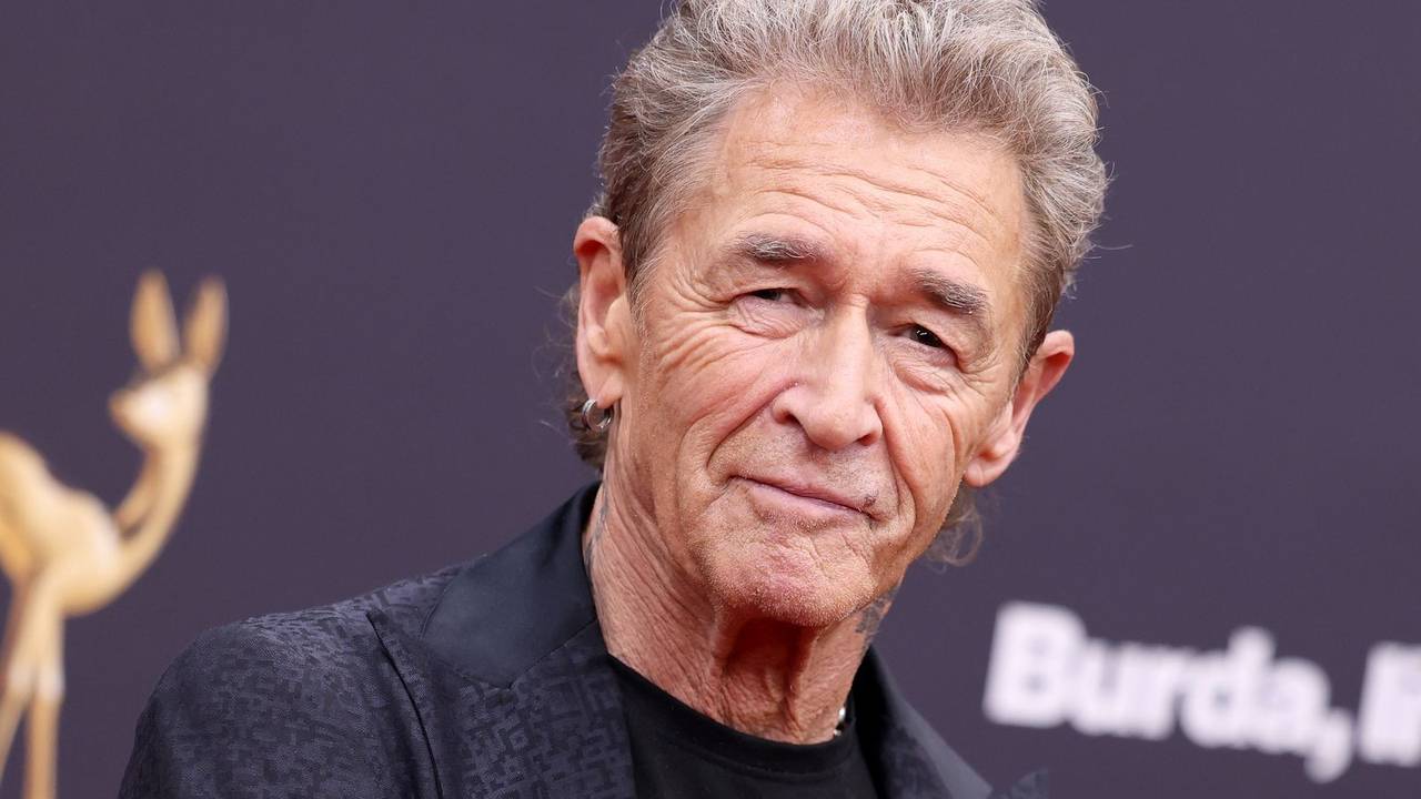 Peter Maffay nahm einst an einem Benefiz-Fußballspiel teil - jedoch ohne Erfolg. (Bild: 2023 Getty Images/Gerald Matzka)