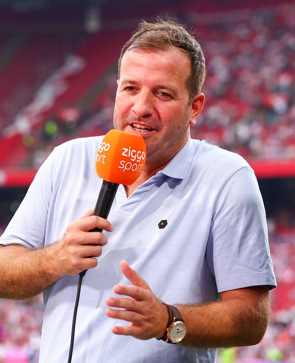 Rafael van der Vaart als TV-Experte für Ziggo Sport im Einsatz.