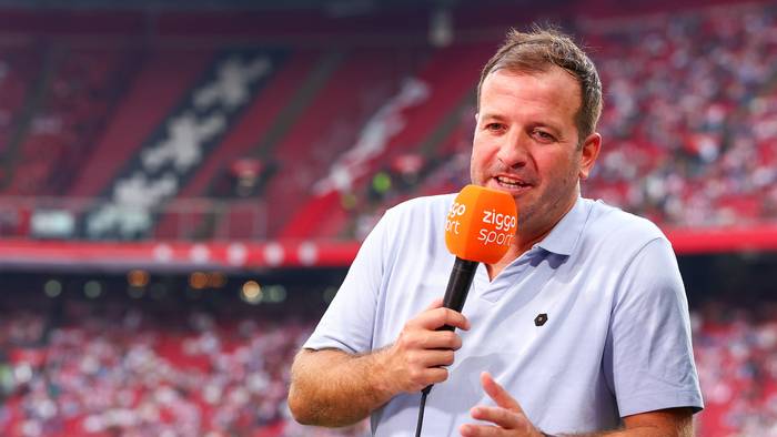 Rafael van der Vaart als TV-Experte für Ziggo Sport im Einsatz.