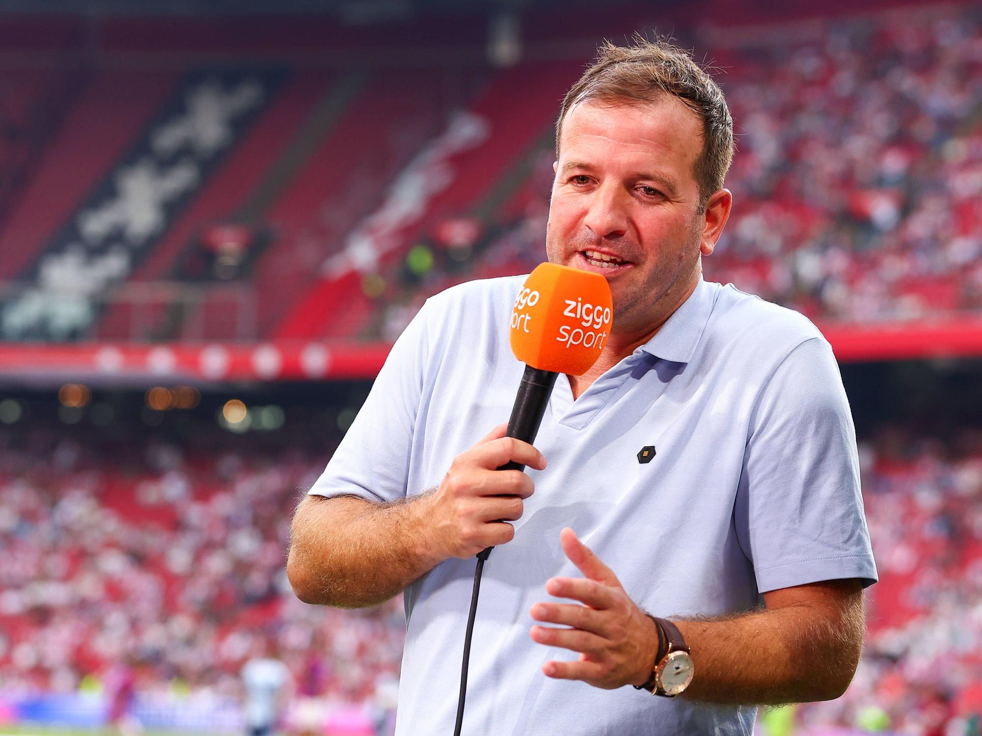 Rafael van der Vaart als TV-Experte für Ziggo Sport im Einsatz.