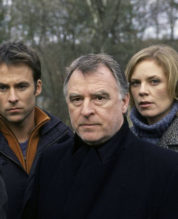 Das Team der „SOKO Leipzig“ in seiner ursprünglichen Besetzung: Miguel Alvarez (Gabriel Merz, von links), Jan Maybach (Marco Girnth), Hajo Trautzschke (Andreas Schmidt-Schaller) und Ina Zimmermann (Melanie Marschke). (Bild: ZDF / Uwe Frauendorf)