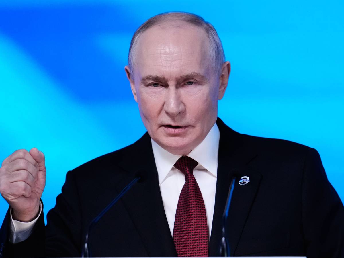 Der russische Präsident Wladimir Putin spricht bei einer Sitzung des Waldai-Diskussionsforums.