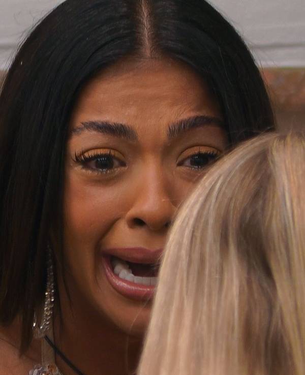 Hati im „Sommerhaus der Stars“