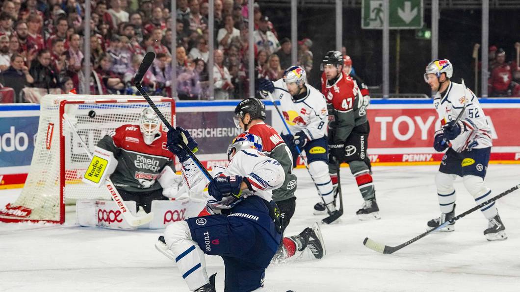 Tor für Red Bull München im DEL-Spiel gegen die Kölner Haie.