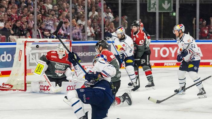 Tor für Red Bull München im DEL-Spiel gegen die Kölner Haie.