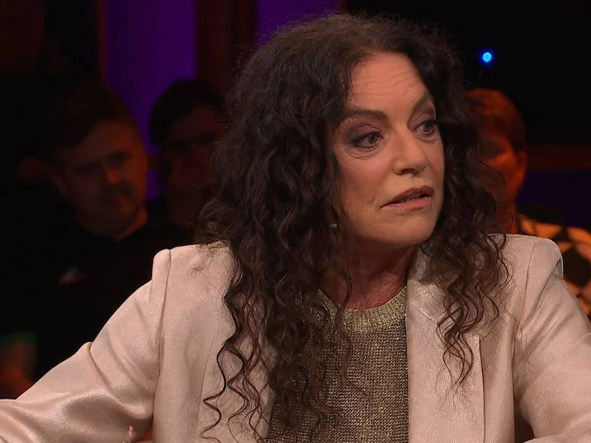 Bei „Riverboat“ berichtete Christine Neubauer von ihrer kirchlichen Hochzeit. (Bild: MDR)
