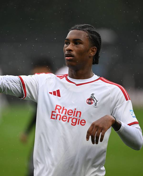 Reigan Heskey (1. FC Köln) beim Regionalligaspiel gegen Bergisch Gladbach.