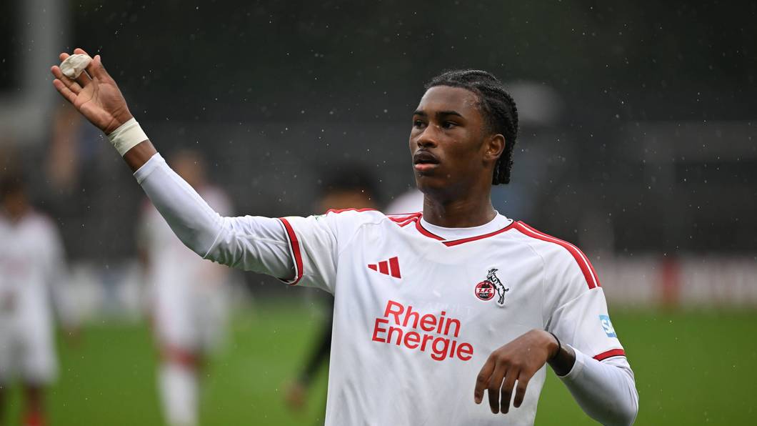 Reigan Heskey (1. FC Köln) beim Regionalligaspiel gegen Bergisch Gladbach.