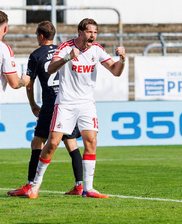 Imad Rondic (1. FC Köln) freut sich am Samstag, 3. Oktober 2026) über das 2:2 von Kollege Marius Bülter bei Viktoria Köln.