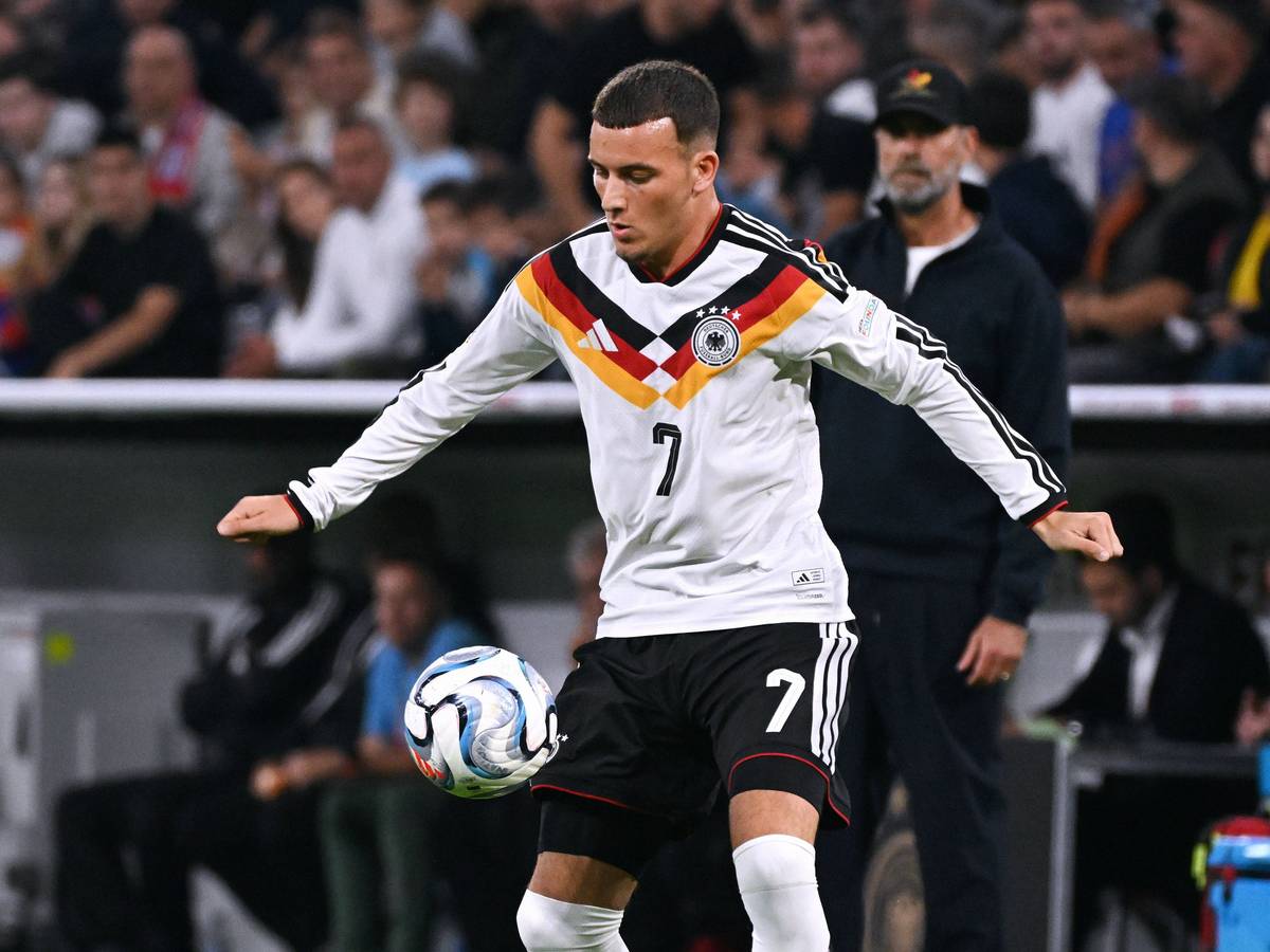 Said El Mala bei seinem ersten Länderspiel am 1. Oktober 2026 gegen Serbien.