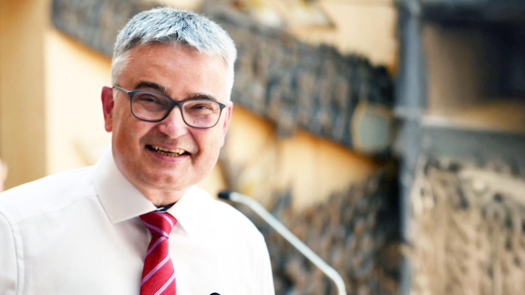 Bisher Pfarrer, jetzt Bischof der alt-katholischen Kirche: Jürgen Wenge