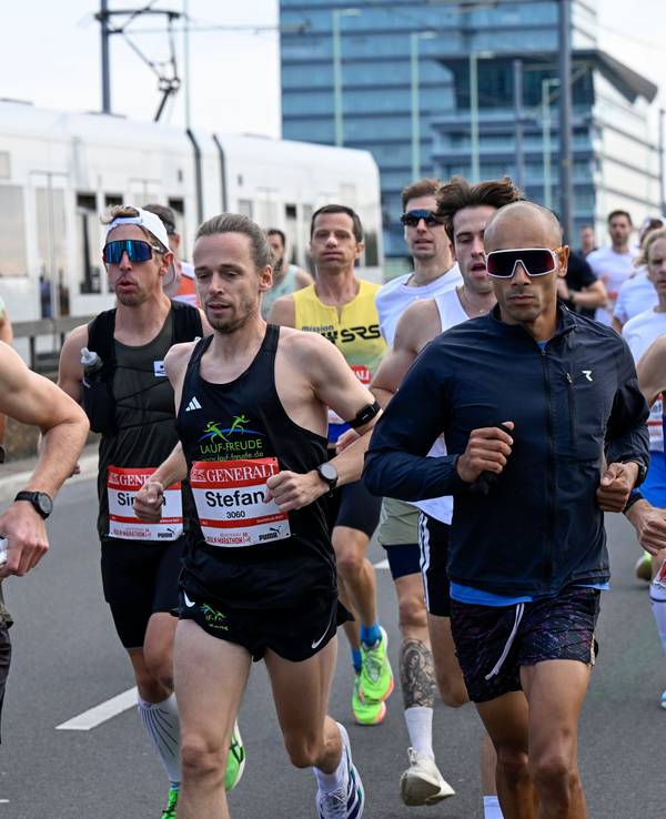 04.10.2026, Köln: Am 28. Generali Köln Marathon nehmen 41.000 Läuferinnen und Läufer teil. Foto: Uwe Weiser