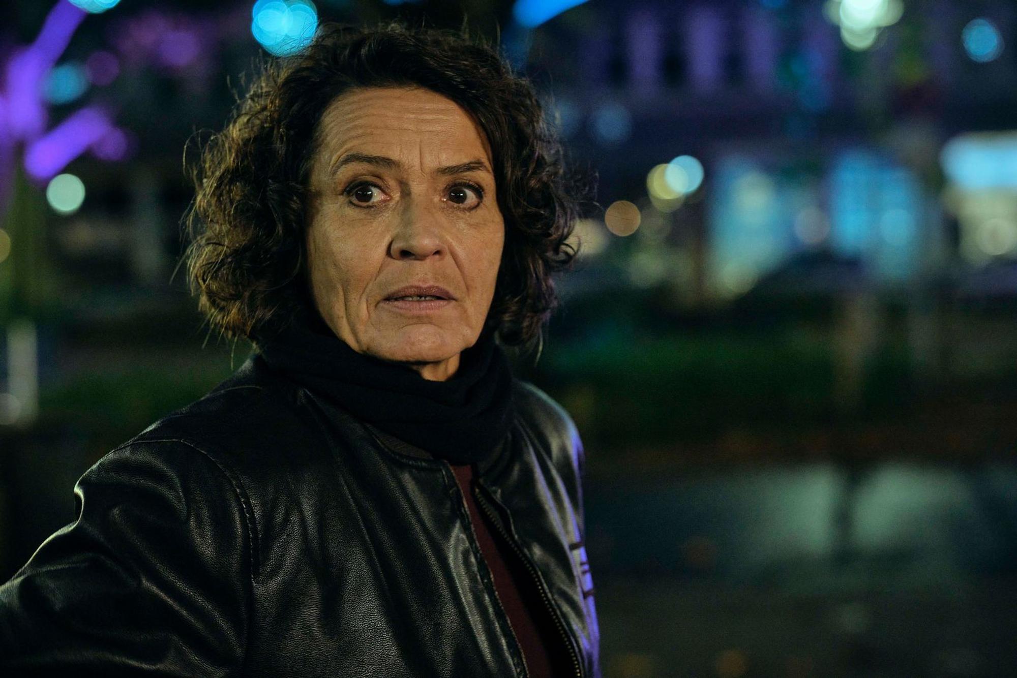 Ist die Polizei hier am Ende? Lena Odenthal (Ulrike Folkerts) macht sich so ihre Gedanken, was man im Problemviertel ihrer Stadt Ludwigshafen als staatliche Autorität noch bewirken kann. (Bild: SWR / Benoît Linder)