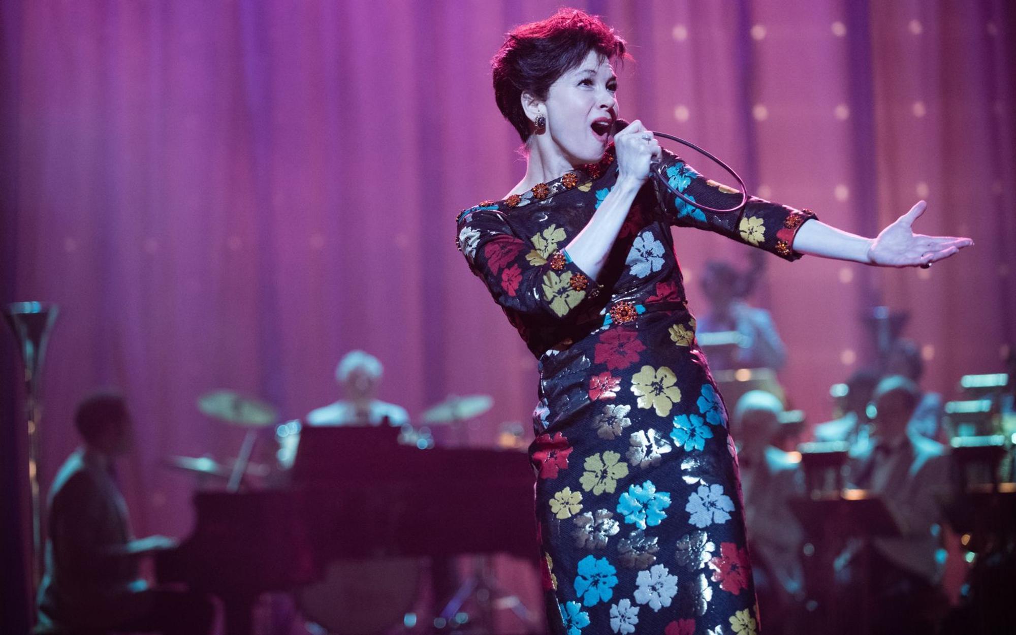 Bühnenstar mit Leib und Seele: In „Judy“ (2019) verkörpert Renée Zellweger die große Judy Garland. (Bild: eOne Germany)