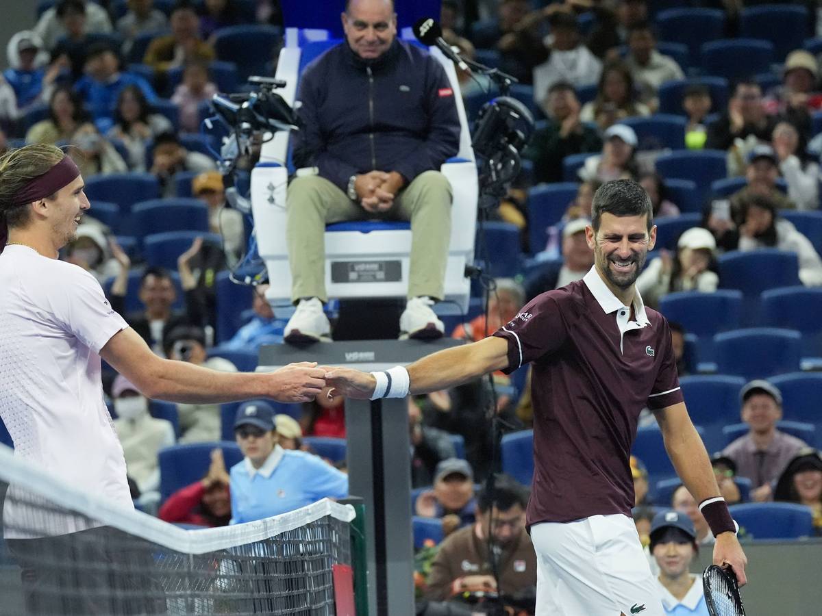 Novak Djokovic nach seinem Sieg gegen Alexander Zverev.