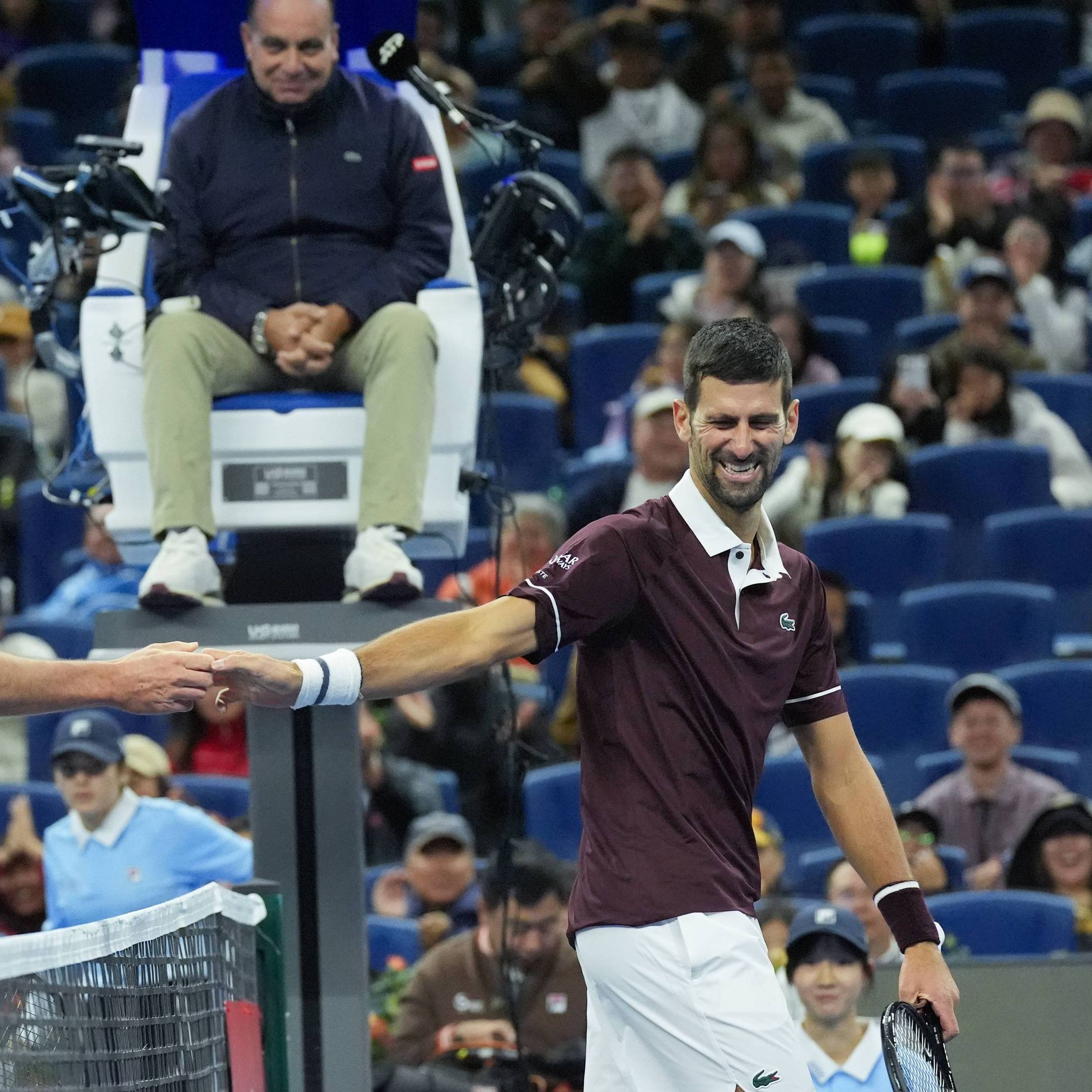 Novak Djokovic nach seinem Sieg gegen Alexander Zverev.