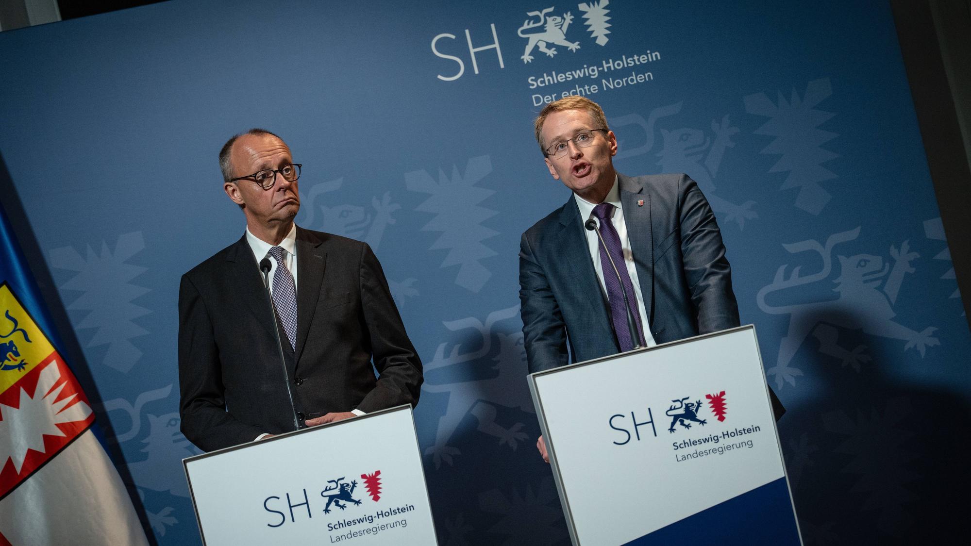 Daniel Günther und Friedrich Merz bei Pressestatement
