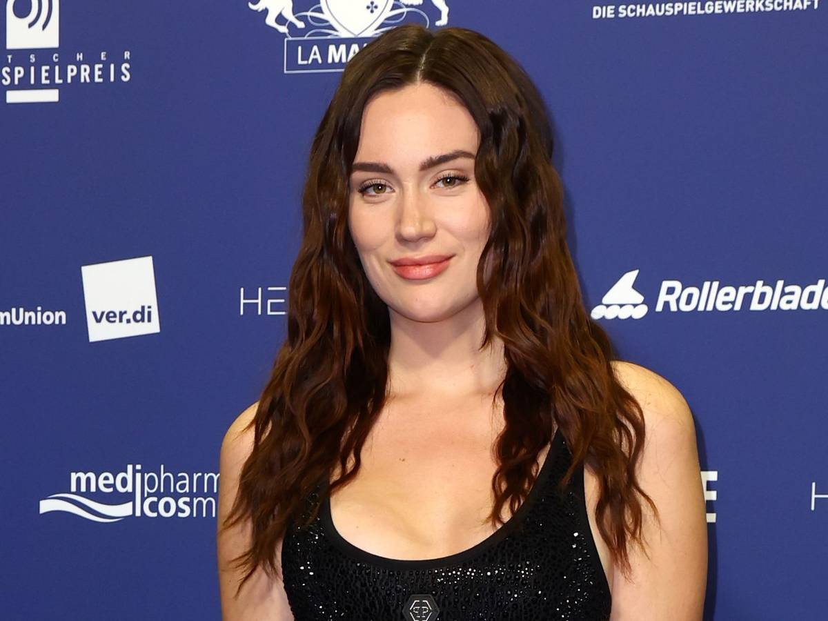 Was läuft zwischen Gloria-Sophie Burkandt und Ex-Google-Chef Eric Schmidt? Er sei nicht mehr als ihr „Mentor“, verriet die Söder-Tochter nun in einem Interview. (Bild: 2025 Getty Images/Ben Kriemann)
