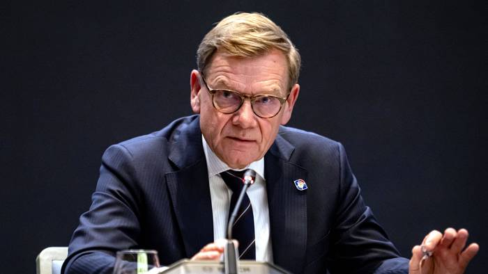 Johann Wadephul (CDU), Außenminister, nimmt an einer gemeinsamen Pressekonferenz teil.