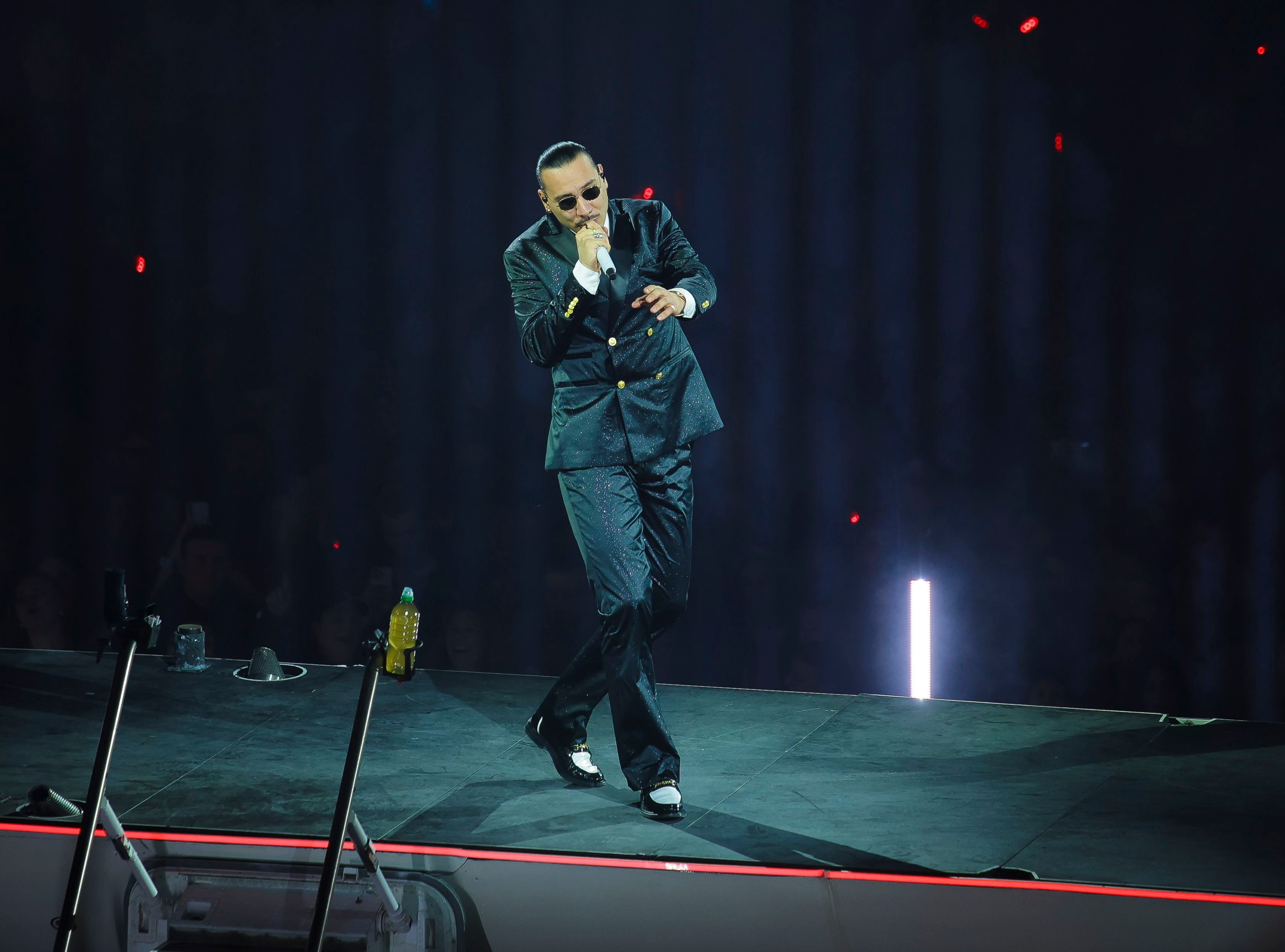 Apache 207 bei seinem Konzert in der Lanxess-Arena