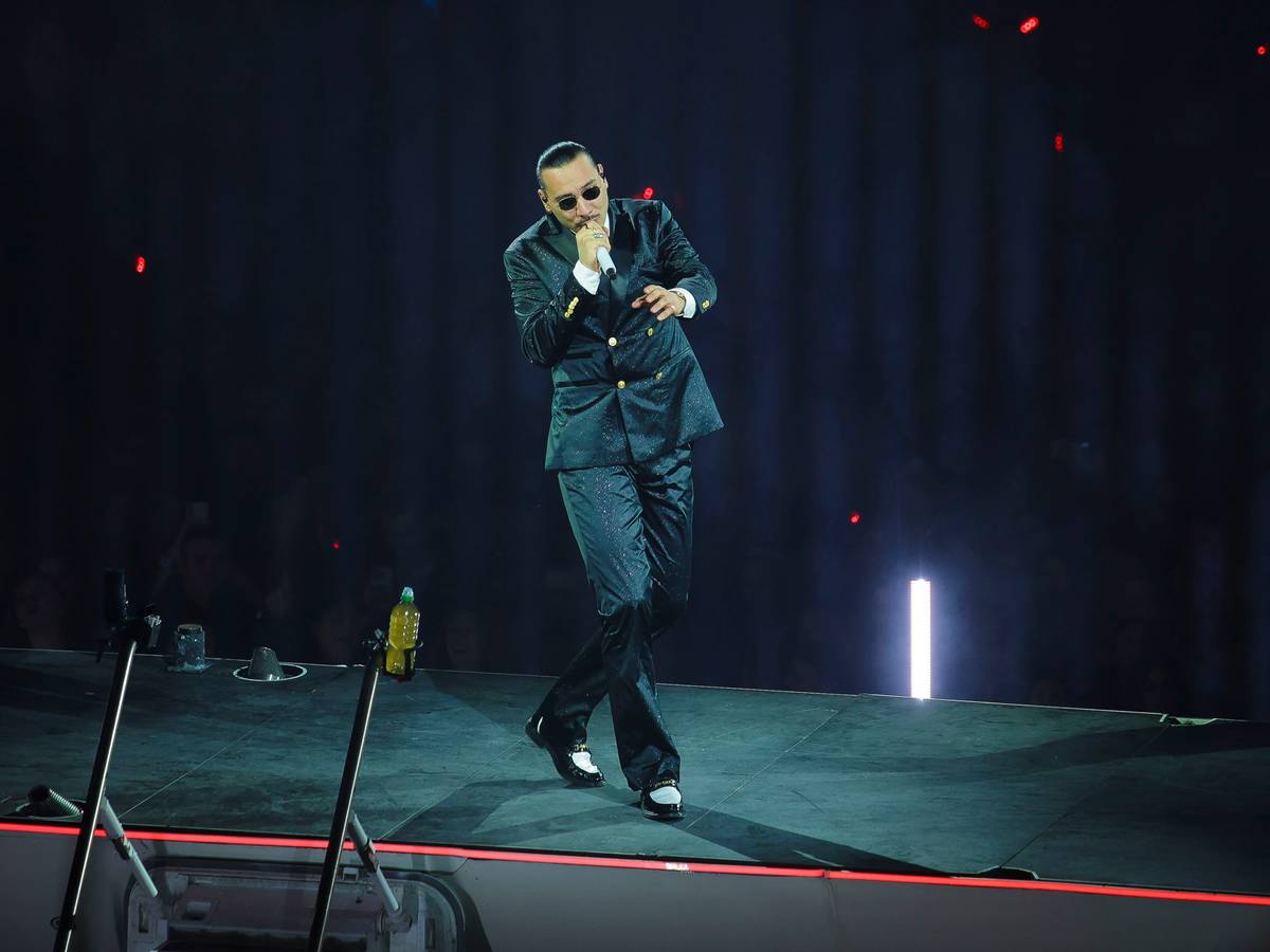 Apache 207 bei seinem Konzert in der Lanxess-Arena