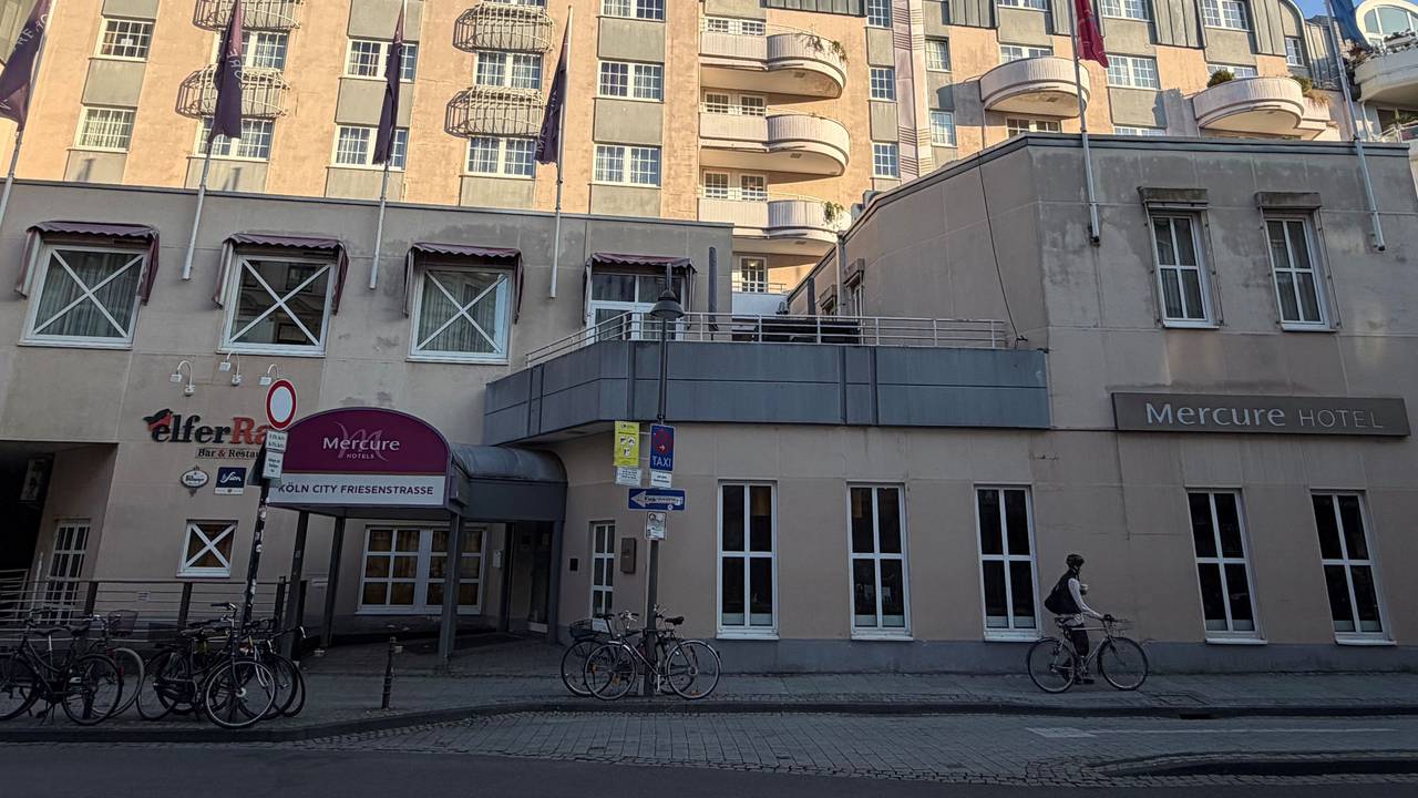 Blick auf das Mercure-Hotel in der Friesenstraße.
