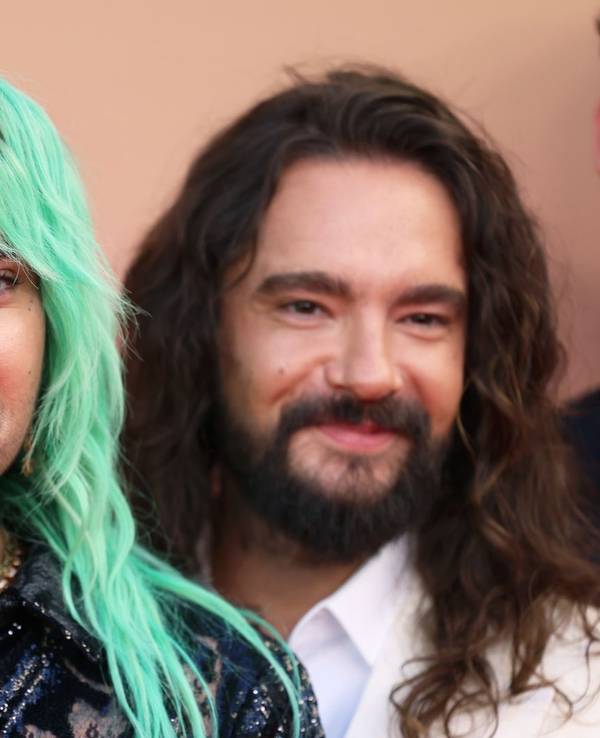 Bill Kaulitz und Tom Kaulitz haben in ihrem Podcast „Kaulitz Hills - Senf aus Hollywood“ über Streitigkeiten in ihrer Kindheit gesprochen. (Bild: 2025 Getty Images/Gerald Matzka)