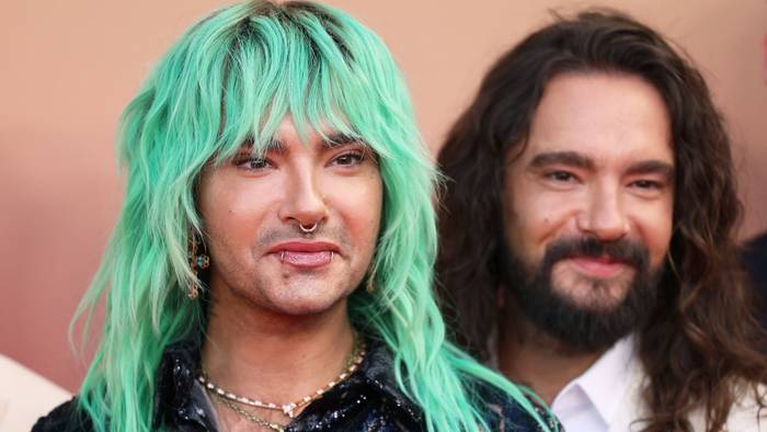 Bill Kaulitz und Tom Kaulitz haben in ihrem Podcast „Kaulitz Hills - Senf aus Hollywood“ über Streitigkeiten in ihrer Kindheit gesprochen. (Bild: 2025 Getty Images/Gerald Matzka)