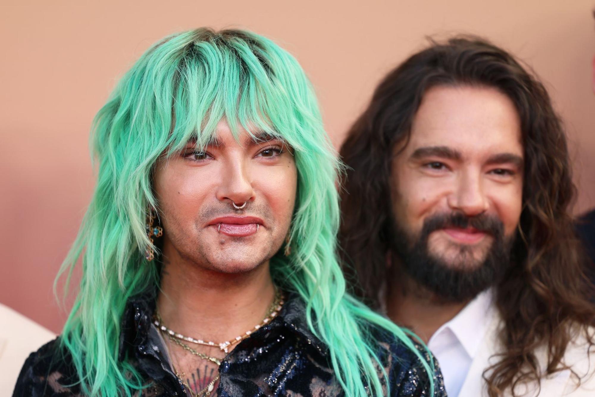 Bill Kaulitz und Tom Kaulitz haben in ihrem Podcast „Kaulitz Hills - Senf aus Hollywood“ über Streitigkeiten in ihrer Kindheit gesprochen. (Bild: 2025 Getty Images/Gerald Matzka)