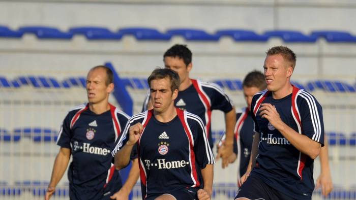 Arjen Robben, Philipp Lahm (Mitte) und Christian Lell (r.) beim Training.