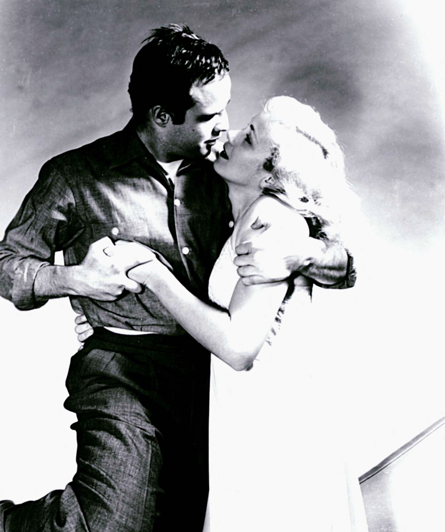 An der Seite von Marlon Brando (l.)  spielte Eva Marie Saint in „Die Faust im Nacken“.