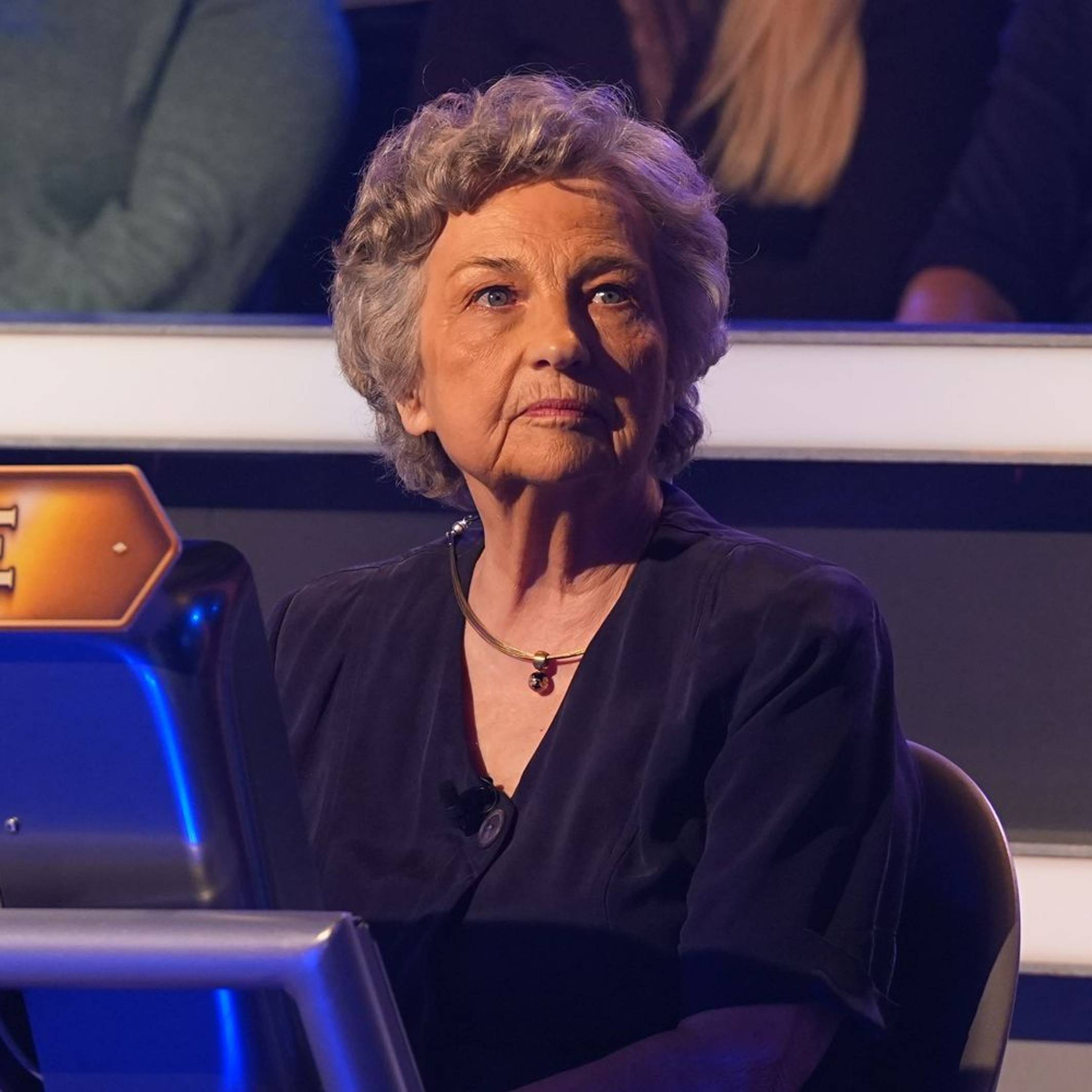 Alter schützt vor Selbstbewusstsein nicht: Kandidatin Hannelore Grühn gab Quizmaster Günther Jauch bei der „3-Millionen-Euro-Woche“ (RTL) ordentlich Kontra. (Bild: RTL/Stefan Gregorowius)