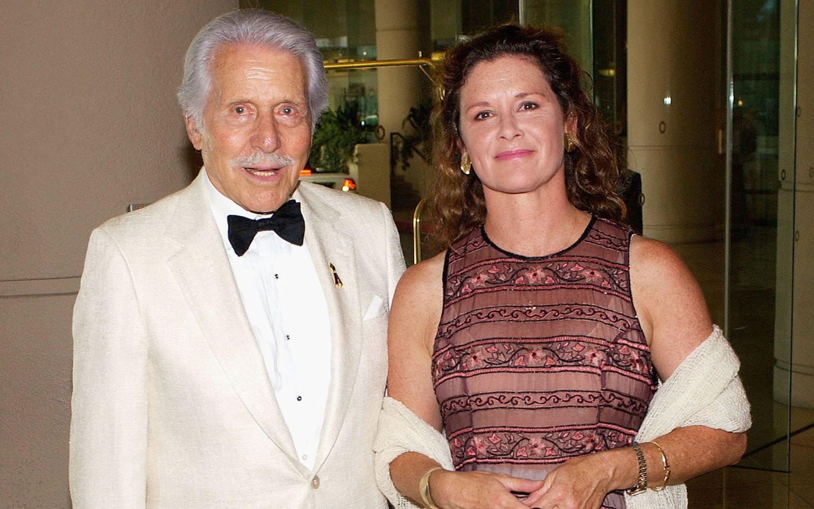 Der Apfel fällt nicht weit vom Stamm: Auch Stephanie Zimbalists Vater, Efrem Zimbalist Jr., war Schauspieler.  (Bild: Vince Bucci/Getty Images)