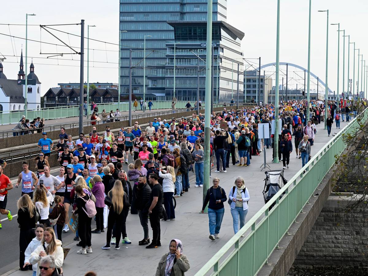 Am 28. Generali Köln Marathon nahmen 41.000 Läuferinnen und Läufer teil.