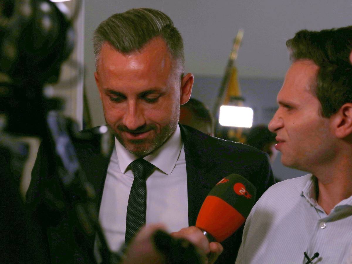 Ulrich Siegmund wird von Fabian Köster interviewt