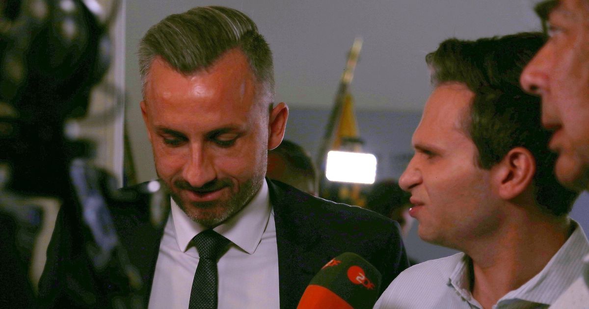 Photo: Express Ulrich Siegmund confronts ZDF reporter Fabian Köster in Magdeburg