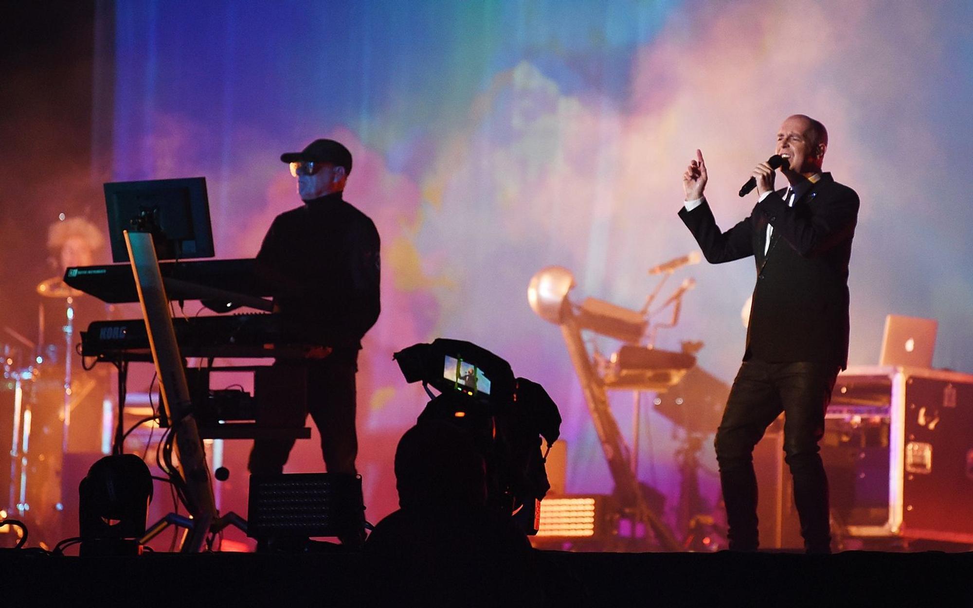 Die Pet Shop Boys verneigen sich mit dem Doppelalbum „A Man From The Future“ vor dem Informatik-Pionier Alan Turing. (Bild: Getty Images/Tabatha Fireman)